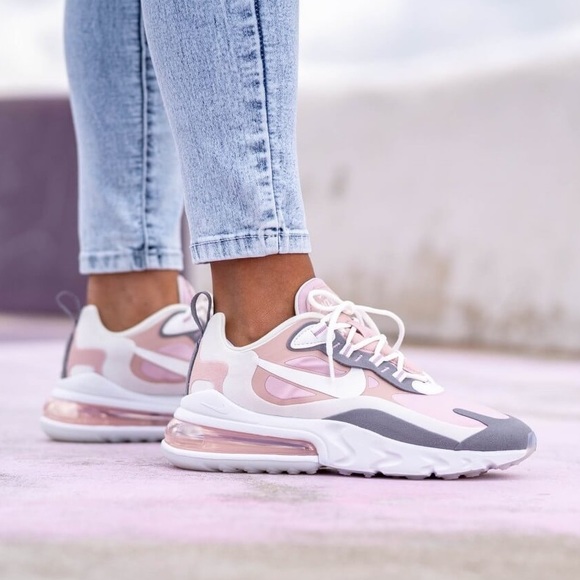 nike air 270 plum chalk